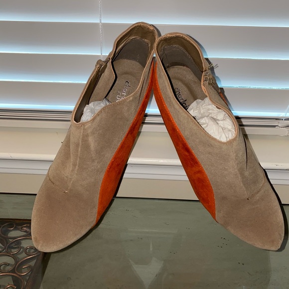 Booties - Picture 4 of 5